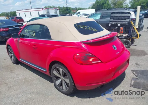 2013 Volkswagen Beetle 2.0T из США, поврежденный, VIN 3VW7A7AT1DM801856